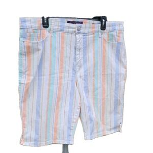 Gloria Vanderbilt Multi-Color Bermuda Shorts- 5 Pockets  Size 18